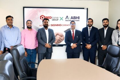 ملازمین بینکنگ - ابھی مائیکرو فنانس بینک ریڈٹون ملازمین کو بینکنگ حل فراہم کرے گا