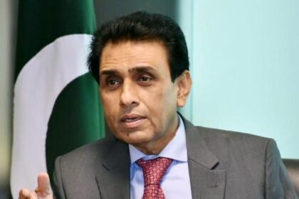 کیمبرج امتحان - کیمبرج امتحان کے لیک ہونے پر وفاقی وزیر کا نوٹس