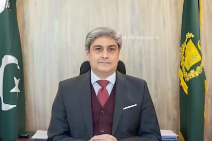 ستارہ امتیاز - وفاقی سیکرٹری تعلیم ندیم محب کو ستارہ امتیاز