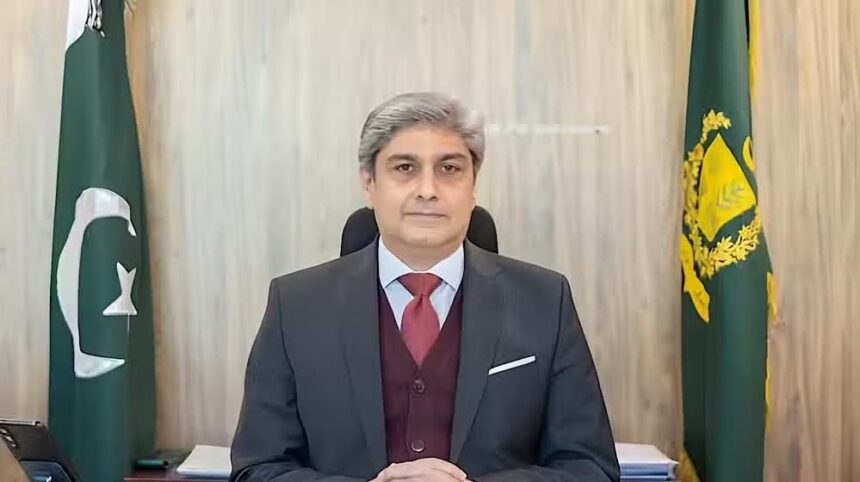 ستارہ امتیاز - وفاقی سیکرٹری تعلیم ندیم محب کو ستارہ امتیاز