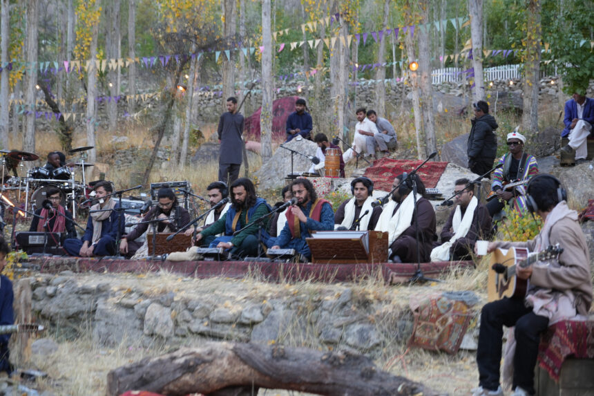 محبت میں کھو گئے - ہمناوا نے چھٹا قوالی گیت محبت میں کھو گئے جاری کر دیا