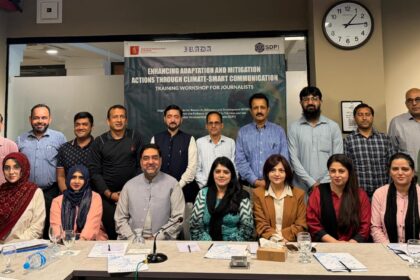 ماحولیاتی صحافت - صحافیوں کو ماحول دوست مہارتیں سکھا کر ماحولیاتی رپورٹنگ مضبوط