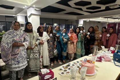خواتین کی ہنرمندی - ماںوں کی محبت اور خواتین کی ہنر مندی کا اجتماع