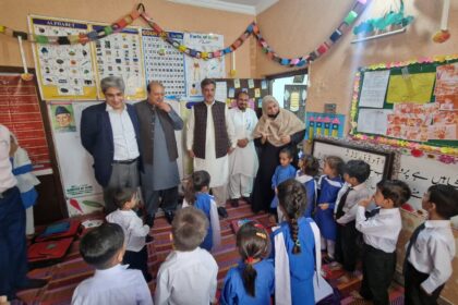 اساتذہ امدادی کِٹ - اساتذہ امدادی کِٹس سے بنیادی تعلیم مضبوط