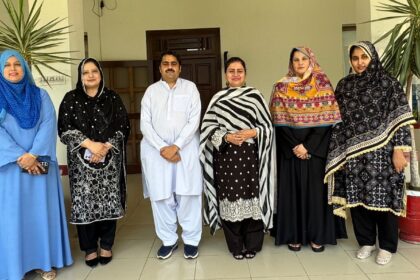 پانی کی صفائی - خواتین یونیورسٹی مردان کی طالبہ کی آلودہ پانی کی صفائی پر تحقیق
