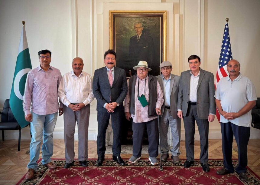 نیویارک میں پاکستان ڈے پریڈ کے حوالے سے قونصل جنرل آمر احمد آتو زئی کی ملاقات