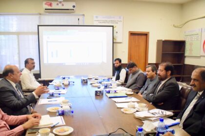 بچوں کی تعلیم - نجی اسکولوں نے بچوں کی تعلیم میں ۴۰۰۰ داخلے کرائے