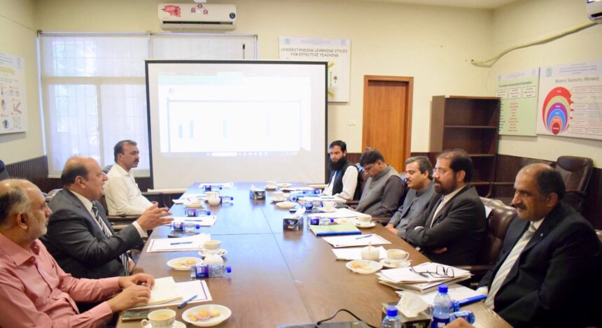 بچوں کی تعلیم - نجی اسکولوں نے بچوں کی تعلیم میں ۴۰۰۰ داخلے کرائے