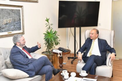 ماحولیاتی تبدیلی - ہسپانیہ کے سفیر کی ڈاکٹر مسادق ملک سے ملاقات