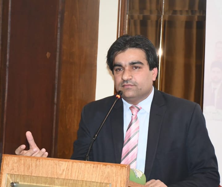 بجٹ – میں سگریٹ پر فیڈرل ایکسائز ڈیوٹی () میں اضافہ نہ ہونے سے قیمتی جانوں اور قومی آمدن کا نقصان بڑھے گا۔ڈاکٹر خلیل احمد