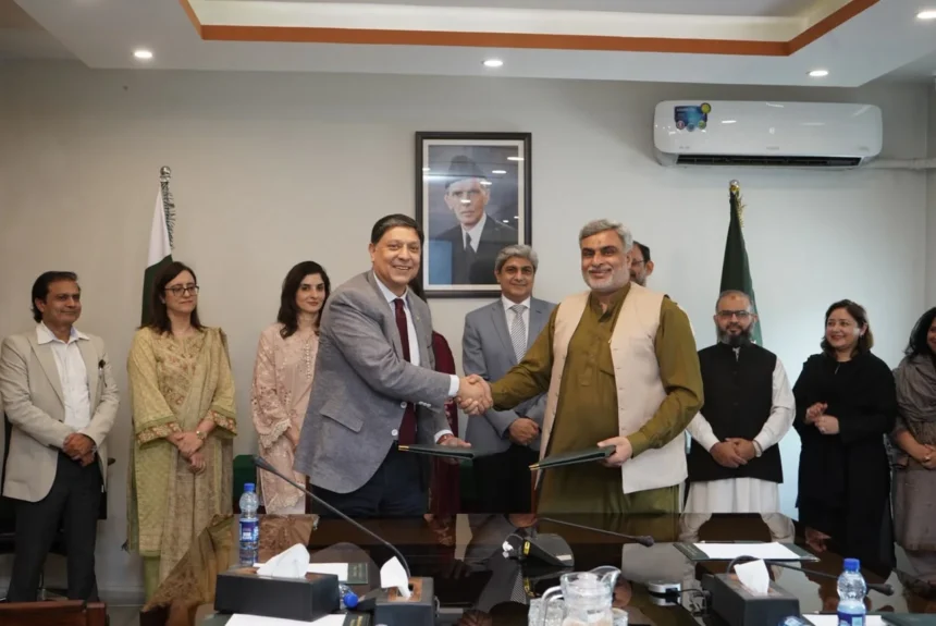 وزارت وفاقی تعلیم میں نیسلے پاکستان کے ساتھ مفاہمتی خطوط پر دستخط کی تقریب