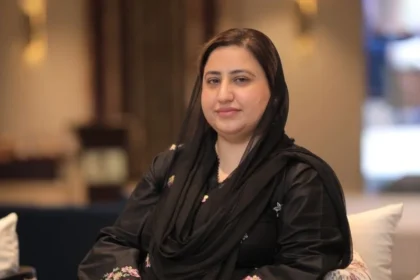 اسپیکر قومی اسمبلی سردار ایاز صادق اور ڈپٹی سیکریٹری فنانس عائشہ جاوید سے متعلق خبر