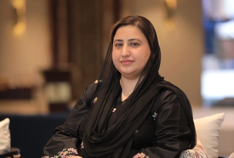 اسپیکر قومی اسمبلی سردار ایاز صادق اور ڈپٹی سیکریٹری فنانس عائشہ جاوید سے متعلق خبر