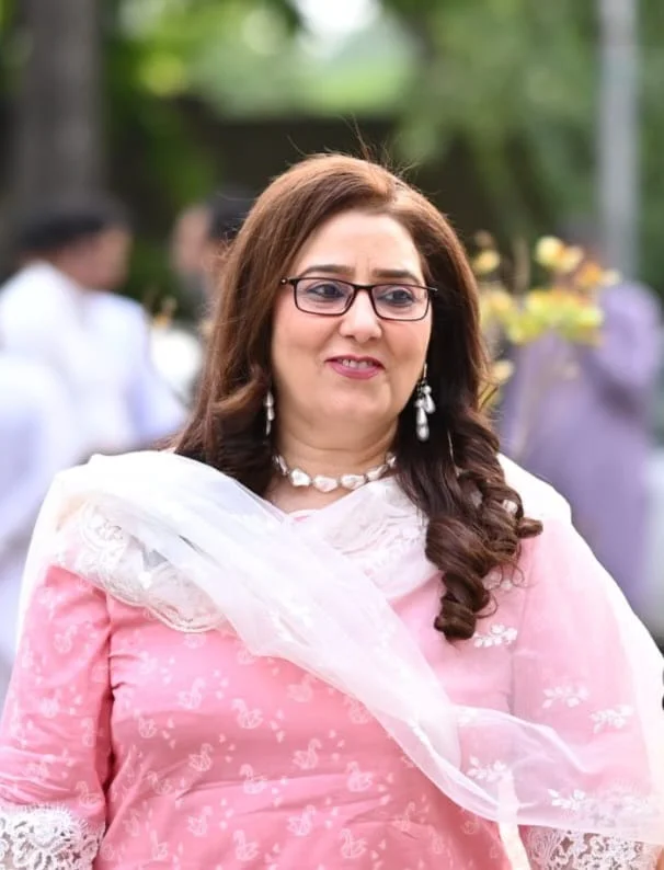 عاصمہ بٹ فیملی تھیٹر اور اسٹیج ڈراموں کی بحالی سے متعلق گفتگو کرتے ہوئے