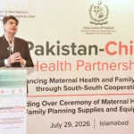 ڈاکٹر مختار احمد بھرتھ ترلائی اسلام آباد میں تولیدی صحت سامان کی حوالگی تقریب سے خطاب کرتے ہوئے