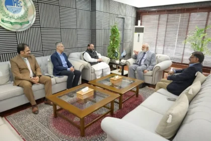 وفاقی وزیر قومی ورثہ و ثقافت کی چیئرمین ایچ ای سی نیاز احمد اختر سے ملاقات
