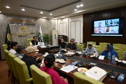 راولپنڈی ڈویلپمنٹ اتھارٹی کے بجٹ اجلاس کا منظر