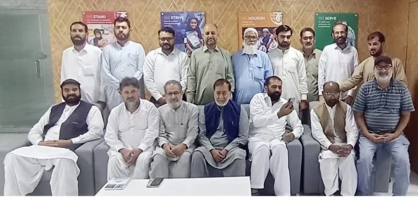 اسلام آباد میں نیشنل لیبر فیڈریشن پاکستان کی لیڈرشپ ٹریننگ نشست کے شرکا