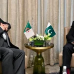 عمان میں الجزائر اور پاکستان کے وزرائے خارجہ کی دوطرفہ ملاقات
