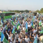 موٹروے چوک اسلام آباد پر جماعت اسلامی کا پیٹرولیم لیوی کے خلاف احتجاجی دھرنا