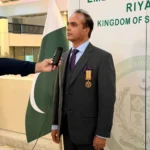 ابرار حسین تنولی کو ریاض میں تمغہ امتیاز پیش کیے جانے کی تقریب