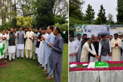 راولپنڈی کنٹونمنٹ بورڈ میں یوم آزادی تقریب کے موقع پر زاہد بختاوری شرکا کے ہمراہ