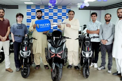 ٹیکنو پاکستان کے ٹک ٹاک چیلنج کے فاتحین کے لیے ری وو الیکٹرک بائیکس