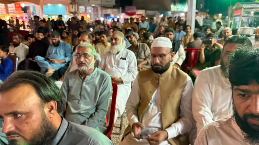 جماعت اسلامی اسلام آباد کے پٹرولیم لیوی کے خلاف احتجاجی دھرنے کا منظر