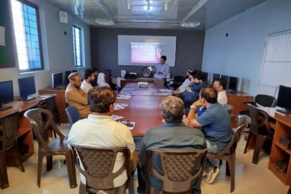 مری میں پاکستان ویمن لیڈرز منصوبے کے ضلعی تعارفی سیشن کے شرکا