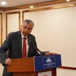 اسلام آباد میں سپارک کے تمباکو کنٹرول سیشن سے مقررین خطاب کر رہے ہیں