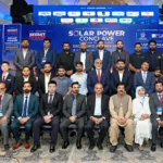 گورنر پنجاب سردار سلیم حیدر خان لاہور میں سولر پاور کانکلیو سے خطاب کرتے ہوئے