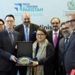 وفاقی وزیر شزہ فاطمہ خواجہ ہواوے گلوبل سروس سینٹر اسلام آباد کے دورے کے موقع پر