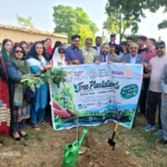 بین الاقوامی اسلامی یونیورسٹی اسلام آباد میں ای ڈبلیو سی اے اور روٹری کلب کی شجرکاری مہم کے شرکا