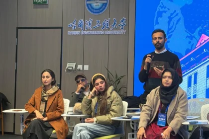 پاک چین یوتھ فورم میں جامعات کے طلبہ اور محققین شریک ہیں
