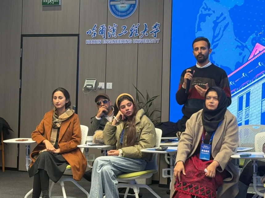 پاک چین یوتھ فورم میں جامعات کے طلبہ اور محققین شریک ہیں