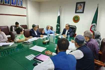 جنرل ڈاکٹر اظہر کیانی کی زیر صدارت پمز اوور سائٹ کمیٹی کا اجلاس