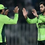 ارافات منہاس انگلینڈ کے خلاف ون ڈے میچ میں آل راؤنڈ کارکردگی دکھاتے ہوئے
