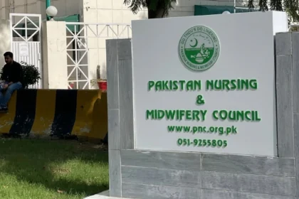 پاکستان نرسنگ اینڈ مڈوائفری کونسل کی فیسوں میں اضافہ