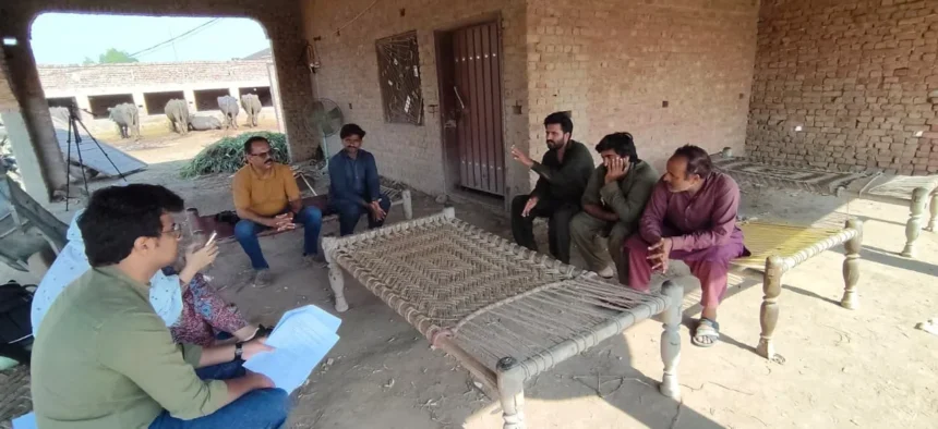بھیرہ میں کسانوں کے ساتھ پاکستان ڈیجیٹل اتھارٹی کی فیلڈ ریسرچ