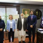 چیئرمین ایچ ای سی ڈاکٹر نیاز احمد اختر آئی ای یونیورسٹی اسپین کے وفد سے ملاقات کر رہے ہیں